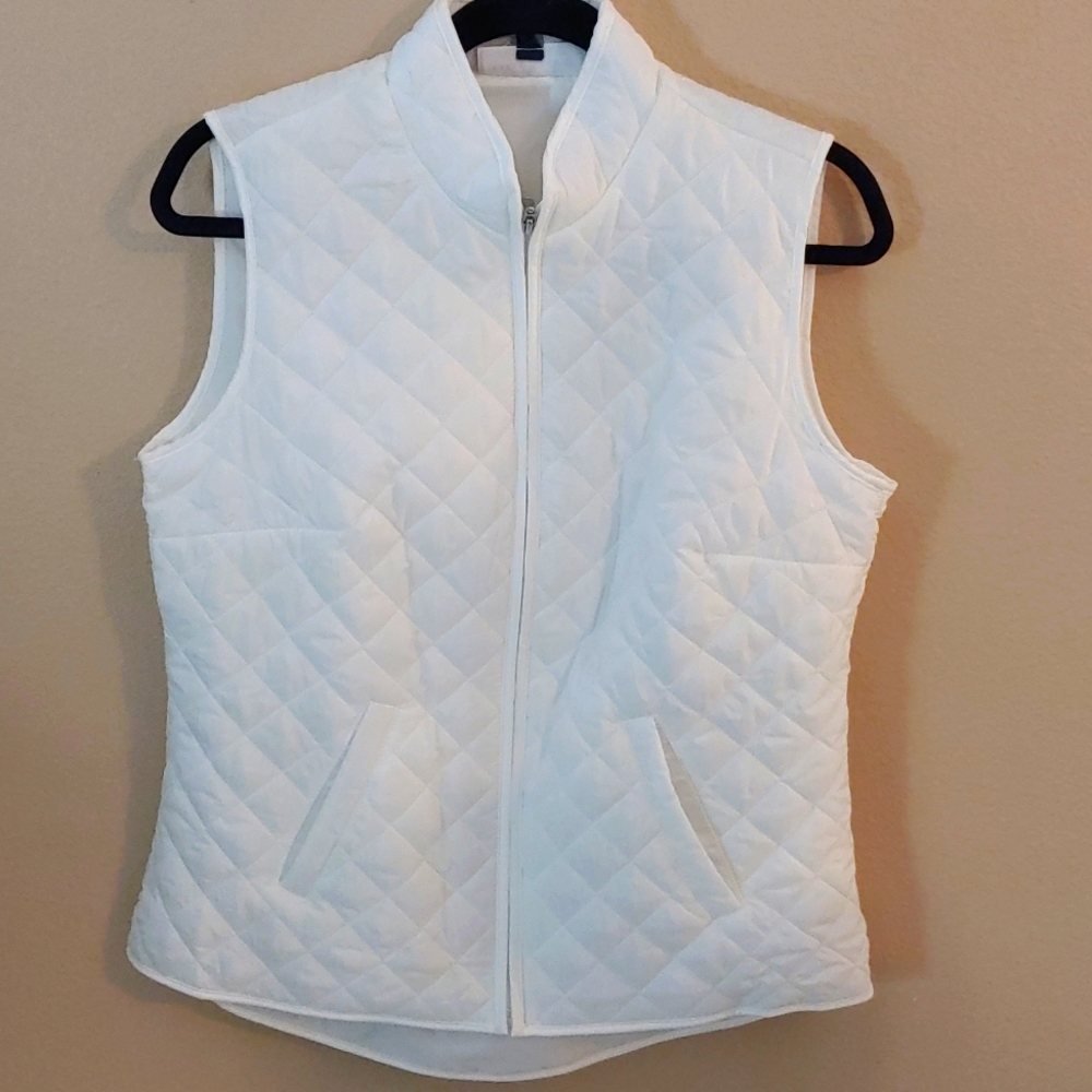 Karen Scott Sleeveless Vest Lightly Puffy SZ Small WHITE W/front Pockets NWOT